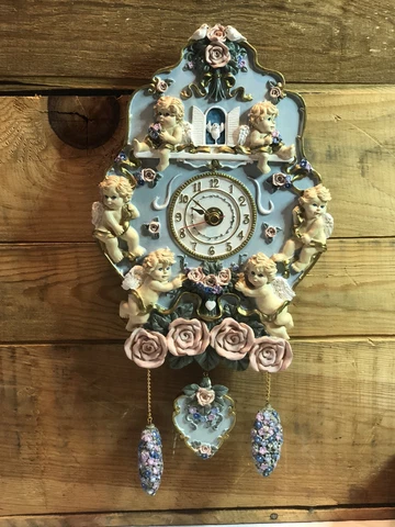 Antique Synthetic Wall Clocks thumbnail