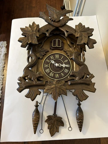 Antique Traditional Cuckoo Clocks thumbnail