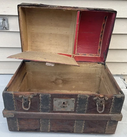 Antique Victorian Chests thumbnail