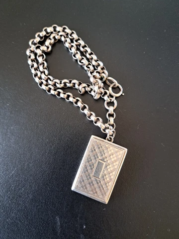 Antique Victorian Silver Vinaigrettes thumbnail