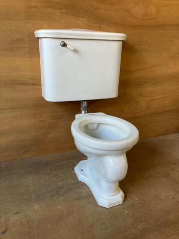 Antique White Toilet Tanks thumbnail