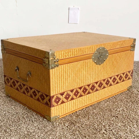 Antique Wicker Trunks thumbnail