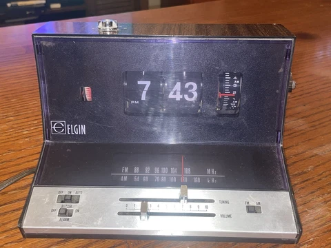 Antique Wood Alarm Clocks thumbnail