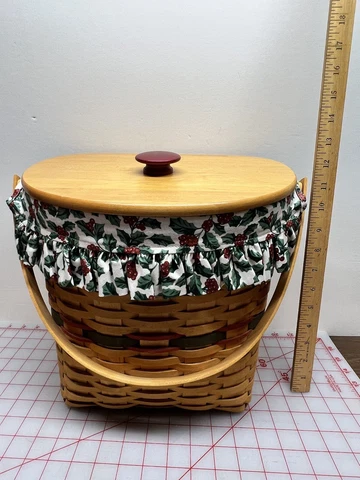 Antique Wood Basket Liners thumbnail