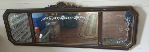 Antique Wood Mirrors thumbnail