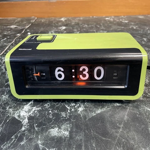 Antique Yellow Desk Clocks thumbnail
