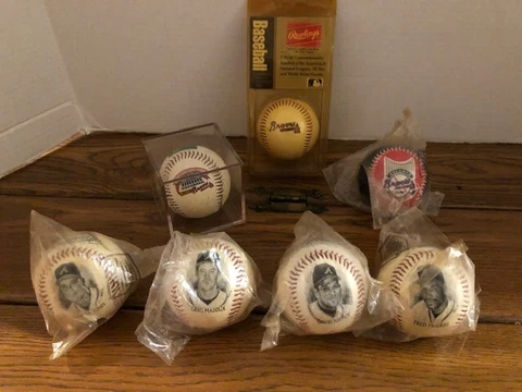 Atlanta Braves Balls thumbnail