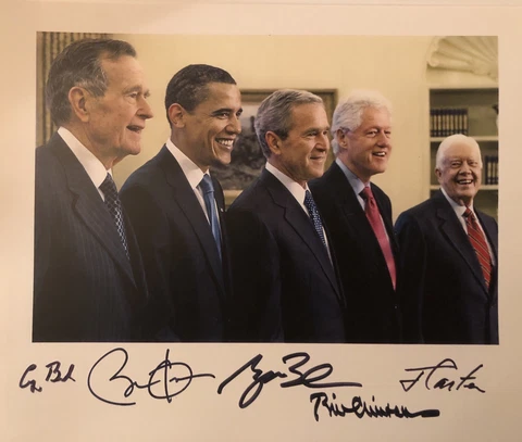 Autographs thumbnail