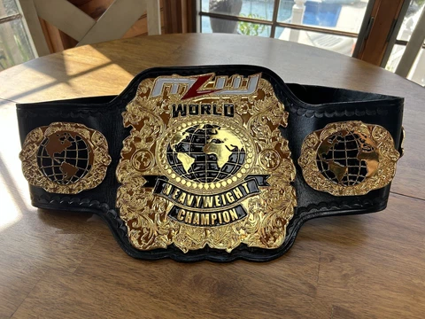 Blake Griffin Belts thumbnail