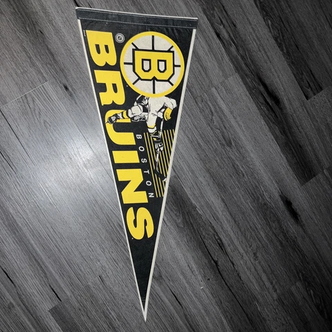 Boston Bruins Pennants thumbnail