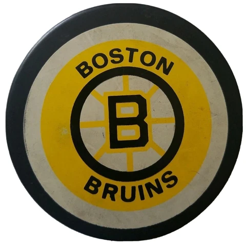 Boston Bruins Pucks thumbnail