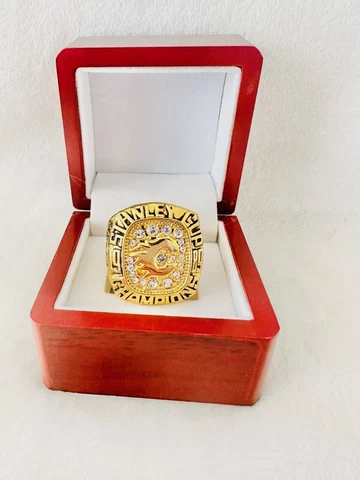 Calgary Flames Rings thumbnail