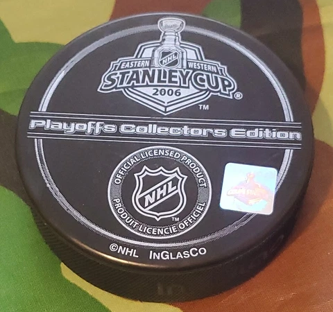 Carolina Hurricanes Pucks thumbnail