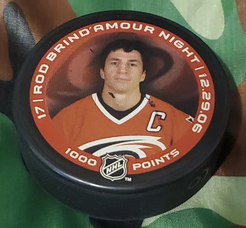 Carolina Hurricanes Pucks thumbnail