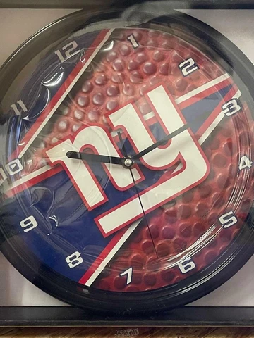 Chicago Bears Clocks thumbnail
