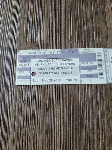 Chicago Blackhawks Tickets thumbnail
