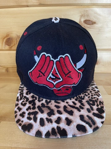 Chicago Bulls Gloves thumbnail