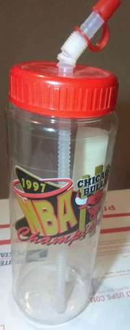Chicago Bulls Water Bottles thumbnail