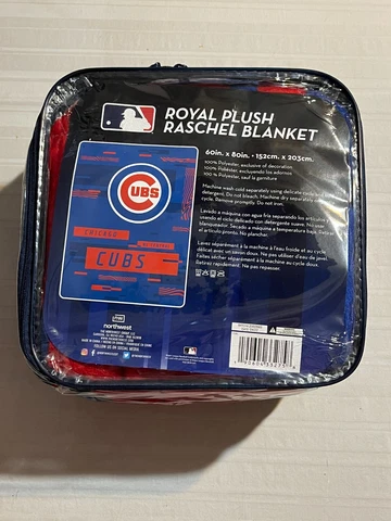 Chicago Cubs Blankets thumbnail