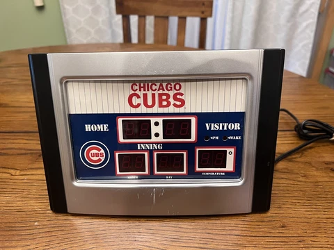 Chicago Cubs Clocks thumbnail