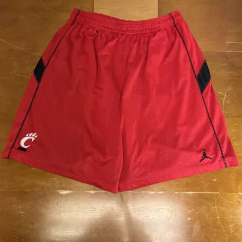 Cincinnati Bearcats Shorts thumbnail