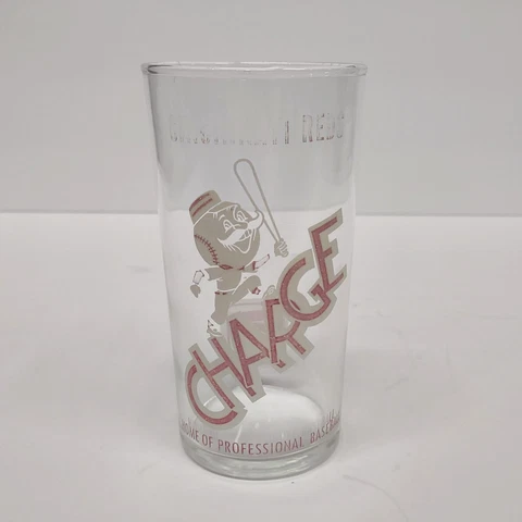 Cincinnati Reds Glasses thumbnail