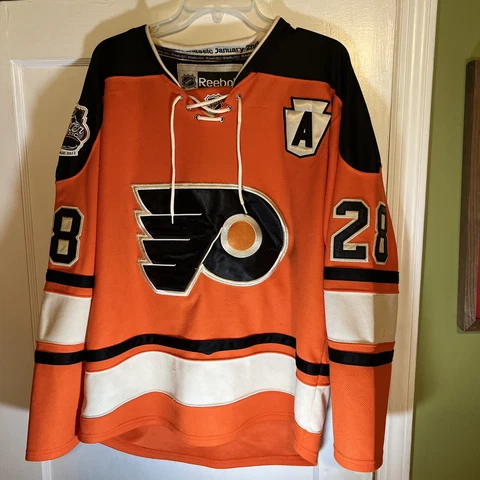 Claude Giroux Jerseys thumbnail