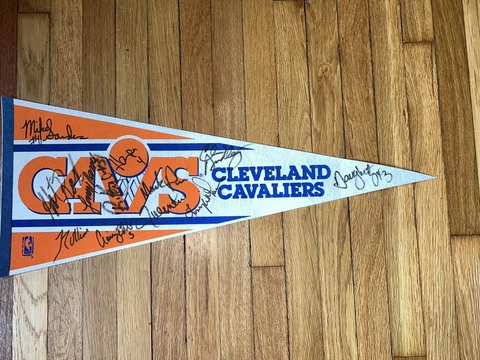 Cleveland Cavaliers Pennants thumbnail