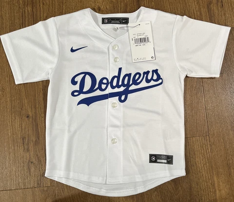 Cody Bellinger Jerseys thumbnail