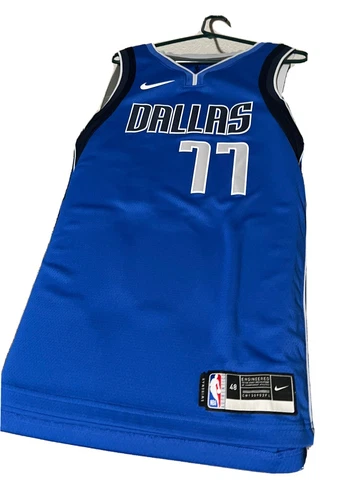 Dallas Mavericks Jerseys thumbnail
