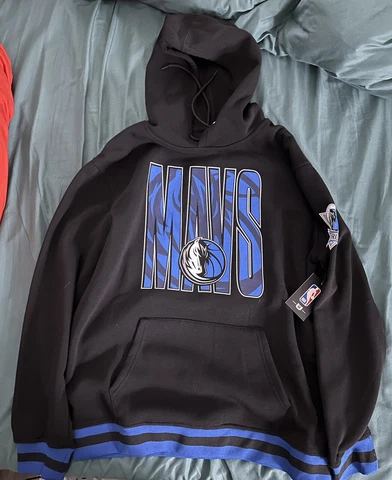 Dallas Mavericks Sweaters thumbnail