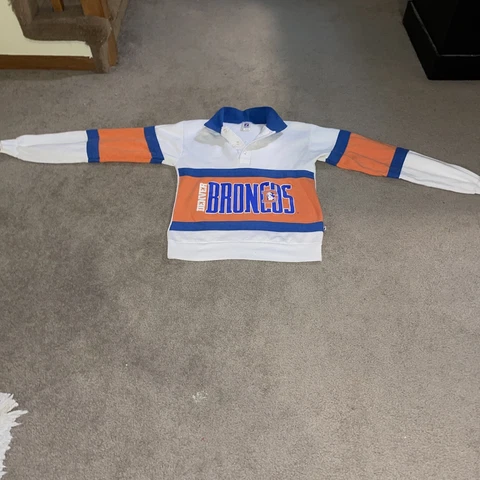 Denver Broncos Sweaters thumbnail