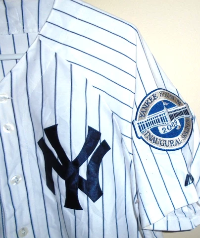 Derek Jeter Jerseys thumbnail