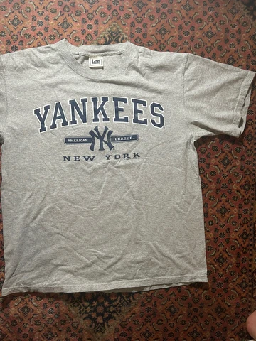 Derek Jeter Shirts thumbnail