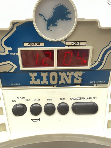 Detroit Lions Clocks