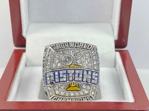 Detroit Pistons Rings thumbnail