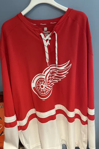 Detroit Red Wings Sweaters thumbnail