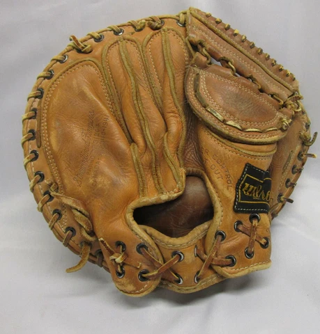 Detroit Tigers Gloves thumbnail