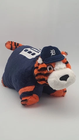 Detroit Tigers Mascots thumbnail