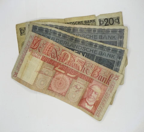 Dutch Paper Money thumbnail