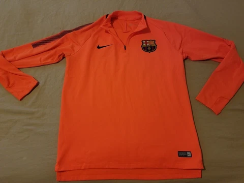 FC Barcelona Sweaters thumbnail
