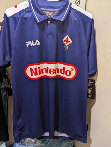 Fiorentina Jerseys thumbnail