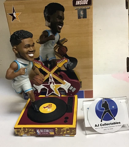 Giannis Antetokounmpo Bobbleheads thumbnail