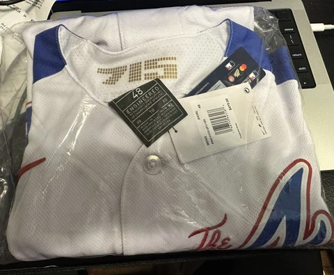 Hank Aaron Jerseys thumbnail