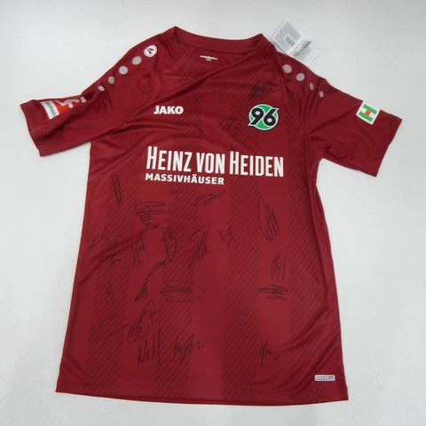 Hannover 96 Jerseys thumbnail