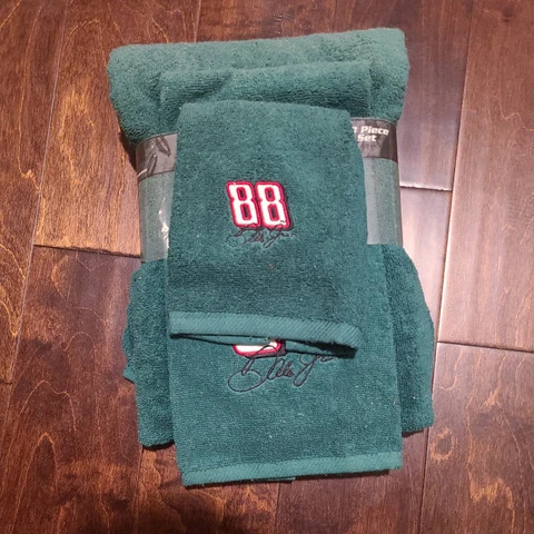 Hendrick Motorsports Towels thumbnail