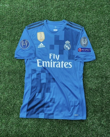 International Club Soccer Fan Jerseys thumbnail