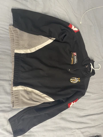 International Club Soccer Fan Sweaters thumbnail