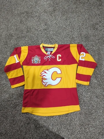 Jarome Iginla Jerseys thumbnail