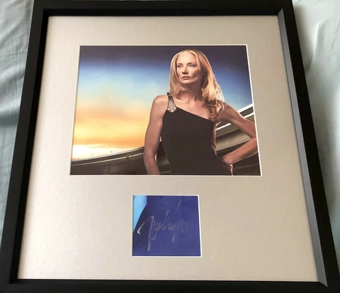 Joely Richardson Autographs